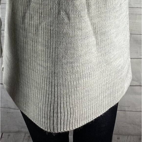 Christopher & Banks Floral Sweater - Picture 11 of 12